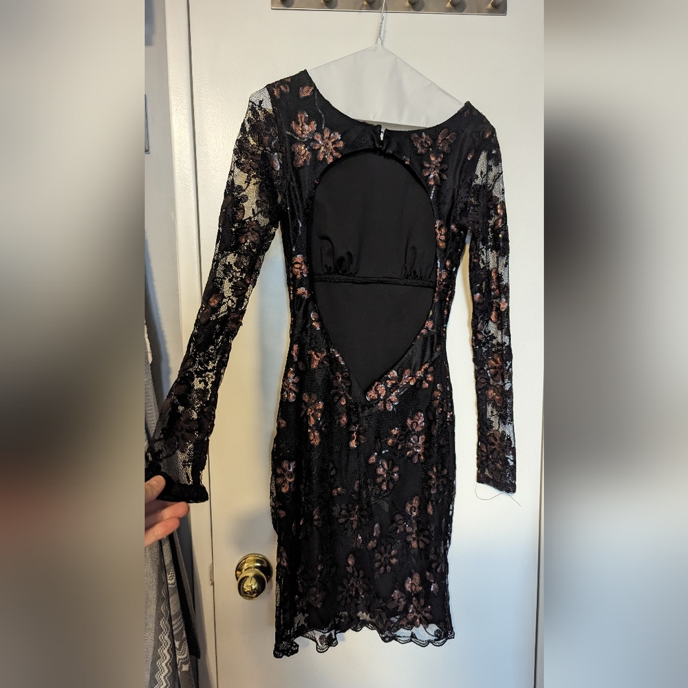 Pam Chorley Designer Backless Sequined Dress - Picture 5 of 7